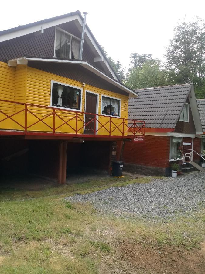 Cabanas Flor Del Lago, Caburgua Casa de férias